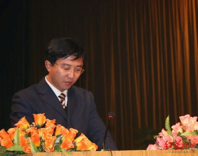 一个6000万产值老板，2年后在县城打零工