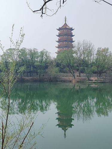 龙湖寺 景点封面图