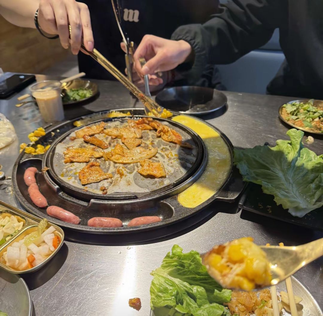 牛小鲜韩式烤肉 美食封面图