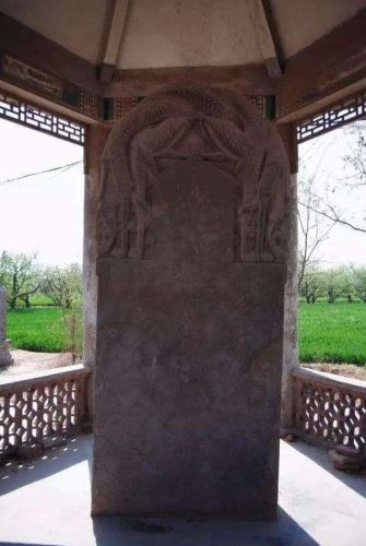 狄仁杰祠堂 景点封面图