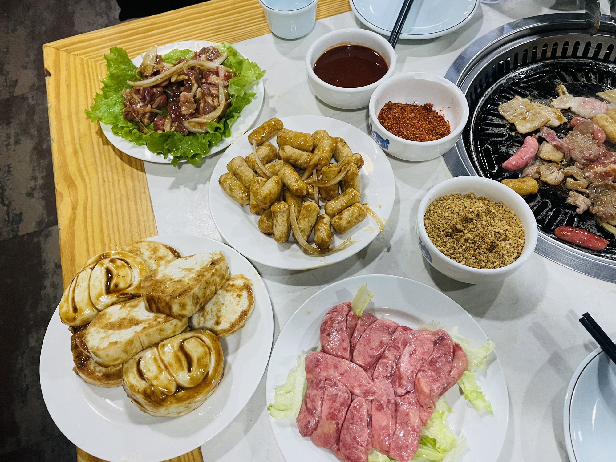 诱味地桌烤肉(中央公园店) 商家主图