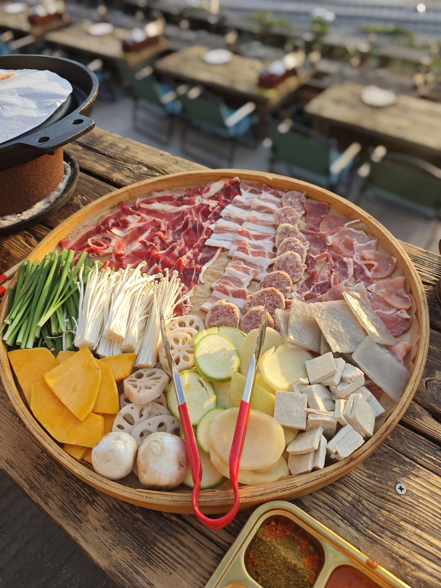 张三的烤肉·听民谣看夜景 美食封面图